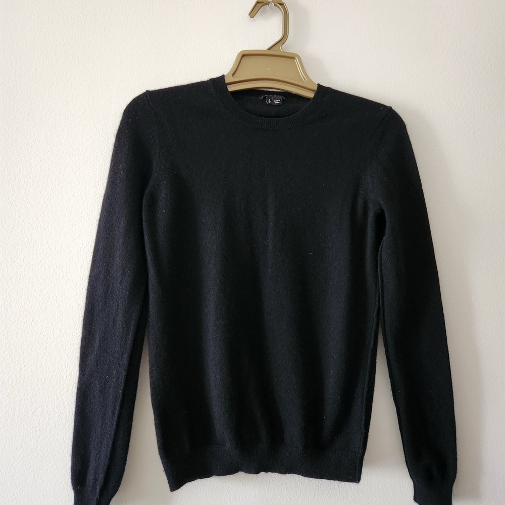 Theory Sweater Womens Small Black 100%Cashmere Crew Neck Pullover Casual